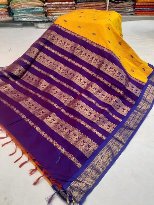 Poona Saree